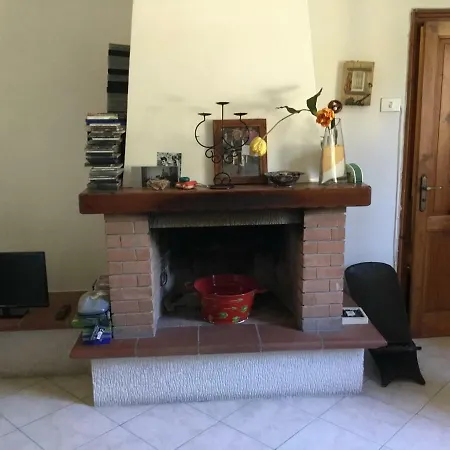 Rustico Immerso Nella Pace A Due Passi Da Prato Gricigliana